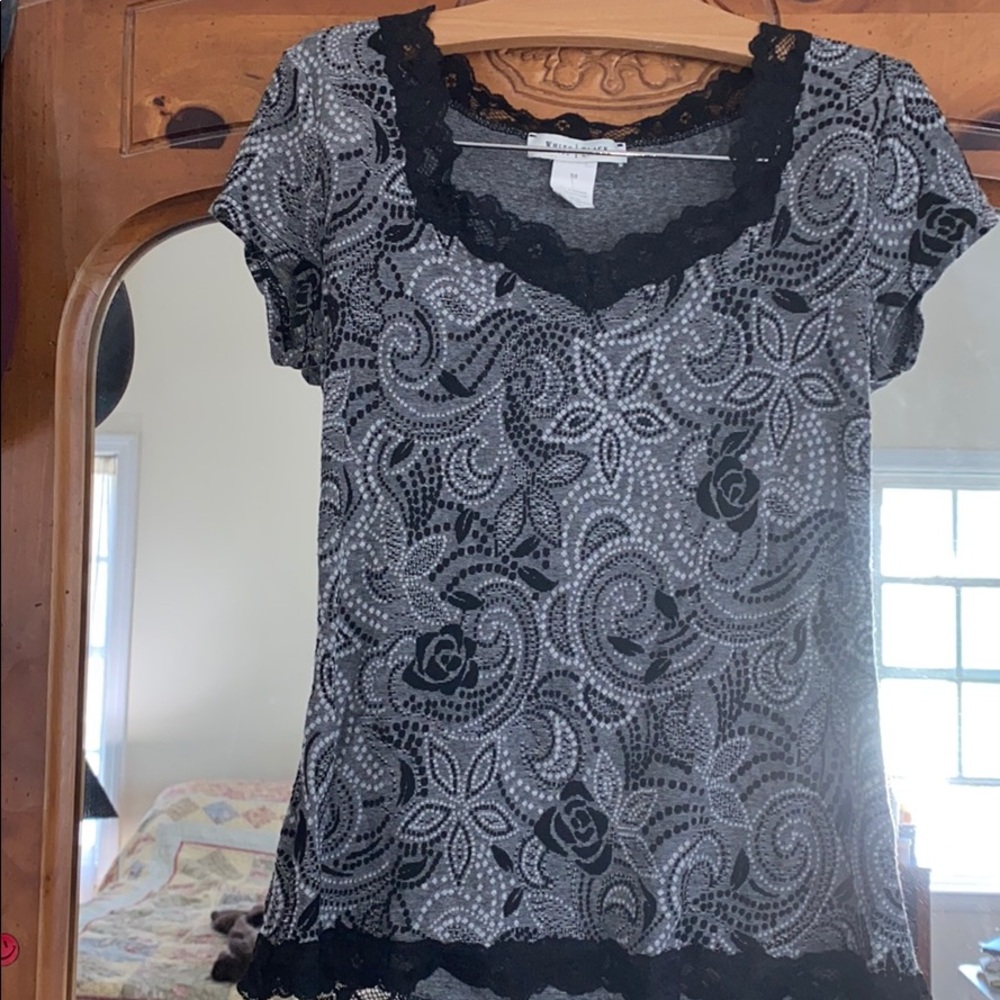 WHBM Women’s Medium Laced Edge Top